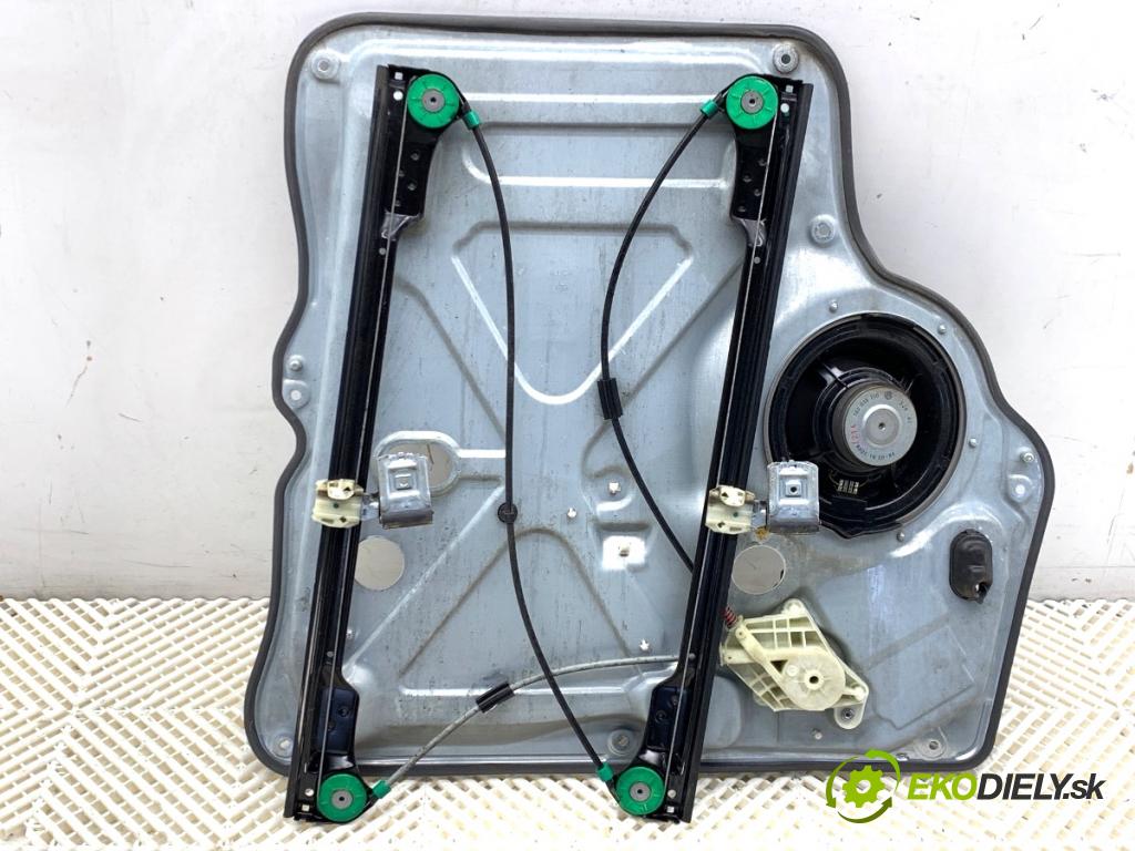 VW TRANSPORTER T5 Autobus 2014 75 kW 1.9 TDI 1896 mechanismus okna levý přední část 7E0959801H