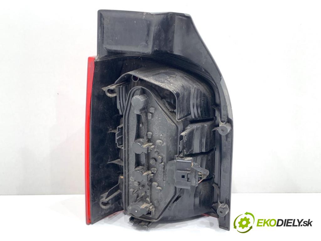 VW TRANSPORTER T5 Autobus 2014 75 kW 1.9 TDI 1896 Svetlo ľavy zad 7H5945096M
