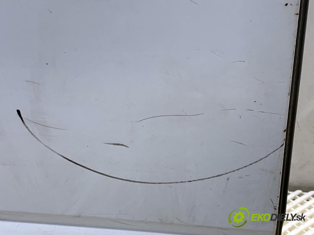 VW TRANSPORTER T5 Autobus 2014 75 kW 1.9 TDI 1896 dveře pravý zadní část posuvní