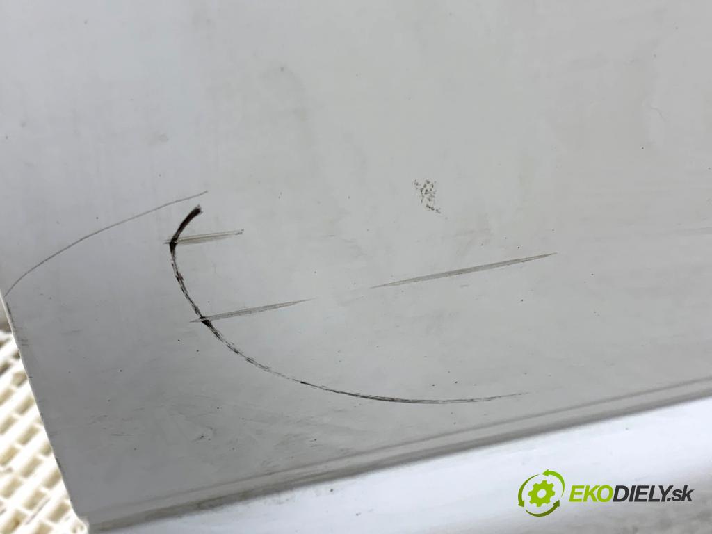 VW TRANSPORTER T5 Autobus 2014 75 kW 1.9 TDI 1896 dveře pravý zadní část posuvní