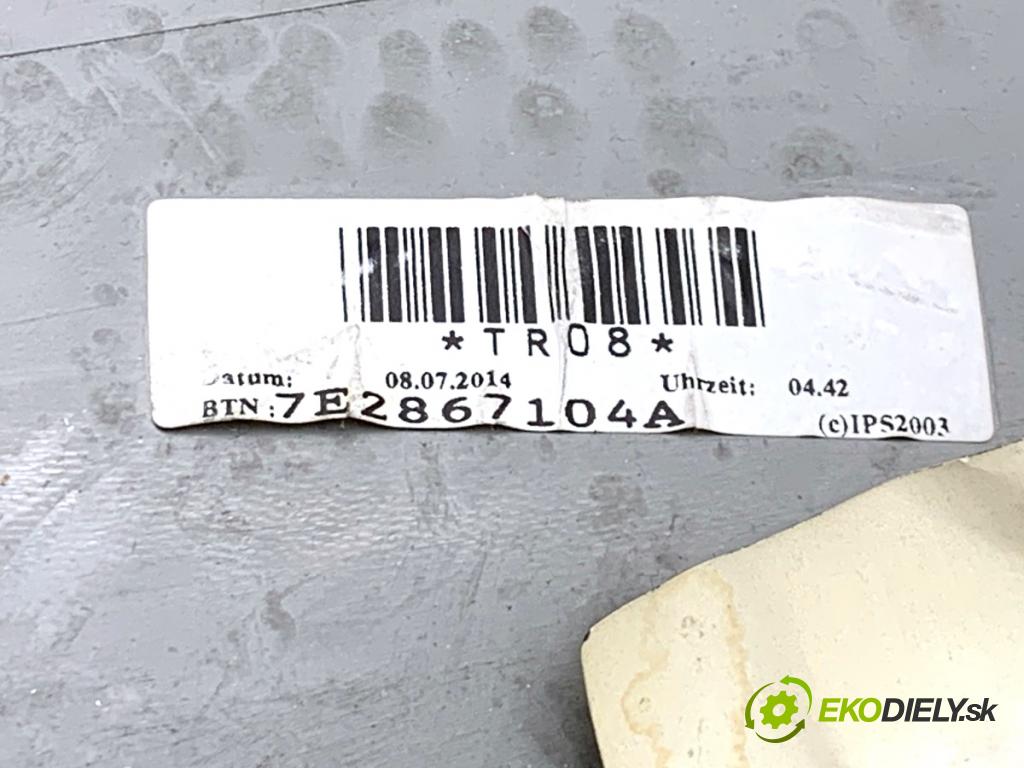 VW TRANSPORTER T5 Autobus 2014 75 kW 1.9 TDI 1896 čalúnenie Dvere pravy predný