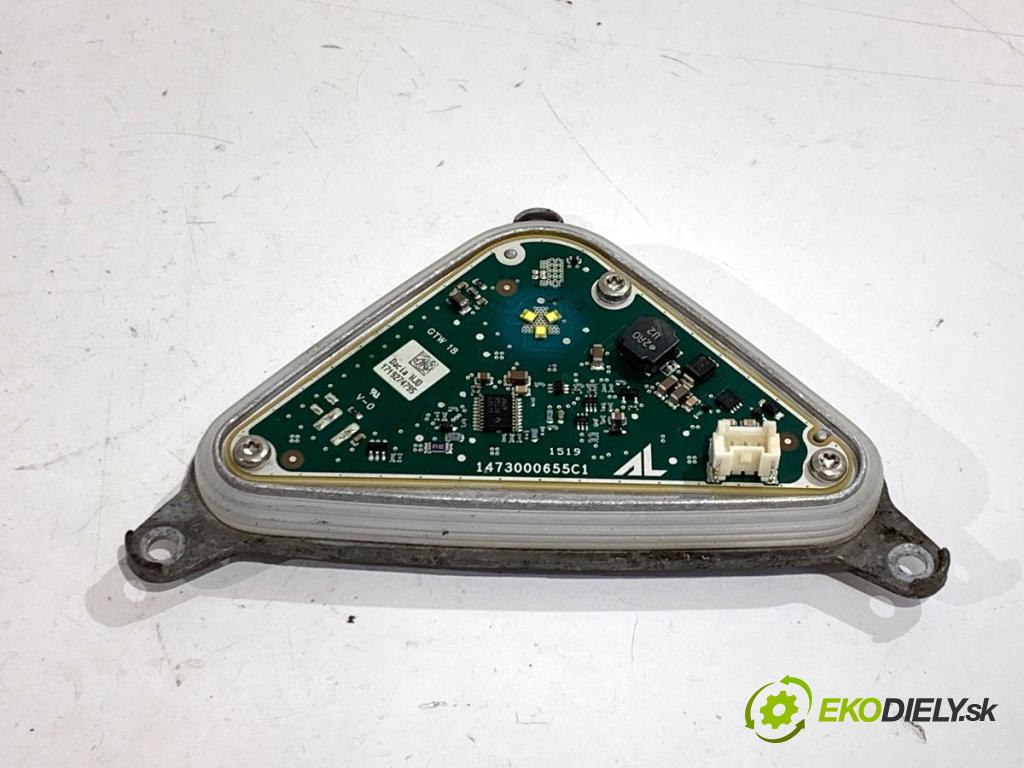 DACIA DUSTER SUV 2019 96 kW 1.3 TCe 130 (HMMF) 1332 modul LED pravý 1473000655C1 140700407