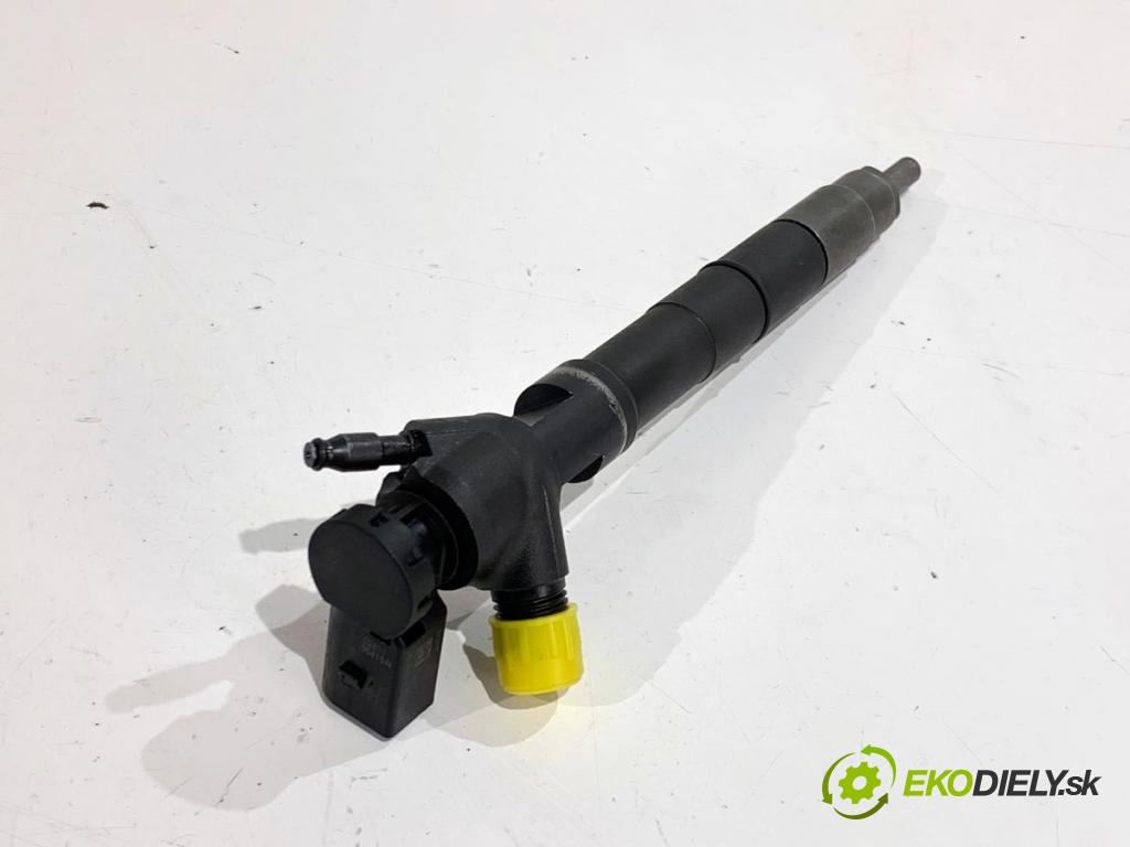VW GOLF VII liftback  81 kW 1.6 TDI 1598 vstřikovač 04L130277D (Vstřikovač paliva)