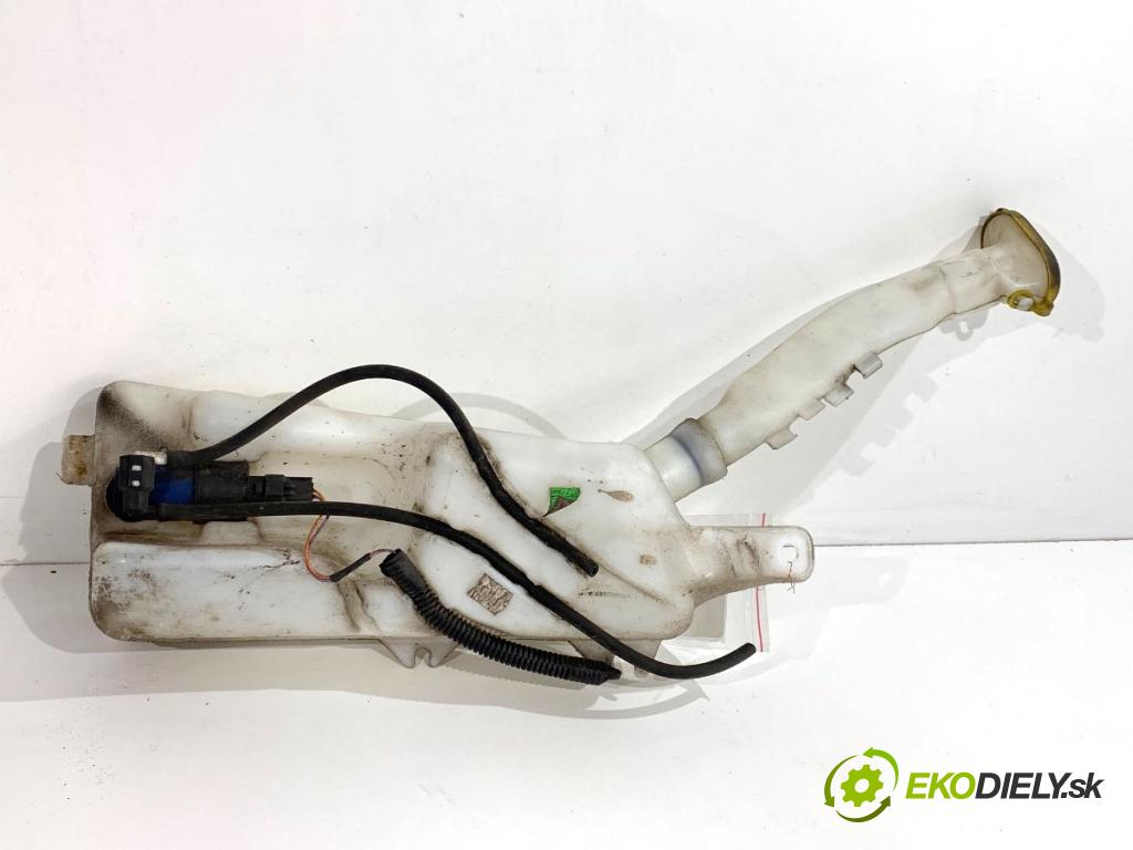 RENAULT CLIO III liftback 2006 55 kW 1.2 16V (BR02, BR0J, BR11, CR02, CR0J, CR11) 1149 nádržka ostřikovačů 7701058023