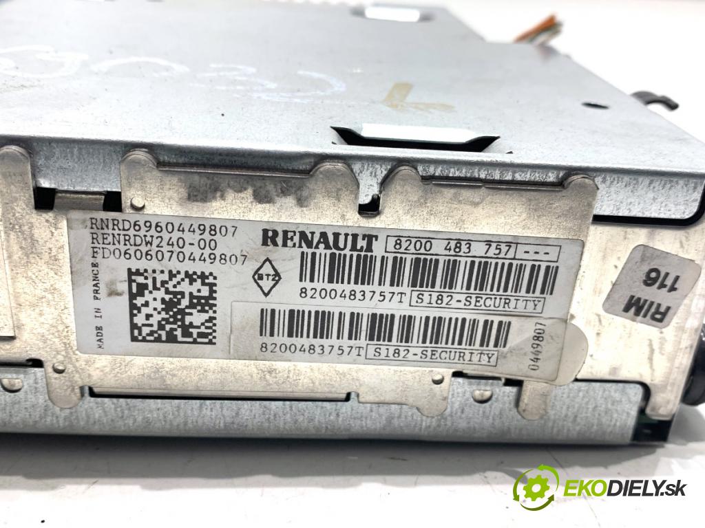 RENAULT CLIO III liftback 2006 55 kW 1.2 16V (BR02, BR0J, BR11, CR02, CR0J, CR11) 1149 RADIO 8200483757 (Audio zariadenie)