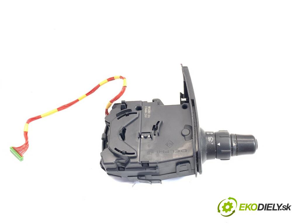 RENAULT CLIO III liftback 2006 55 kW 1.2 16V (BR02, BR0J, BR11, CR02, CR0J, CR11) 1149 přepínač směrovek 88102001 (Páčky pod volantem)