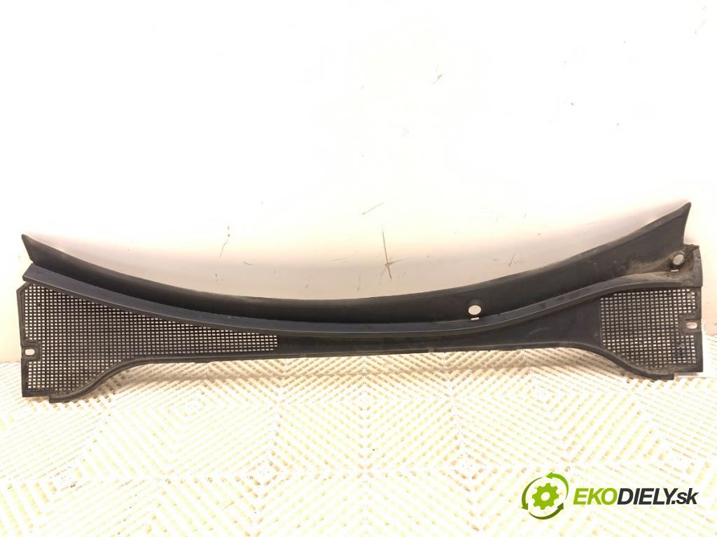 RENAULT CLIO III liftback 2006 55 kW 1.2 16V (BR02, BR0J, BR11, CR02, CR0J, CR11) 1149 Torpédo, plast pod čelné okno 8200290131 (Torpédo (plast pod čelným sklom))