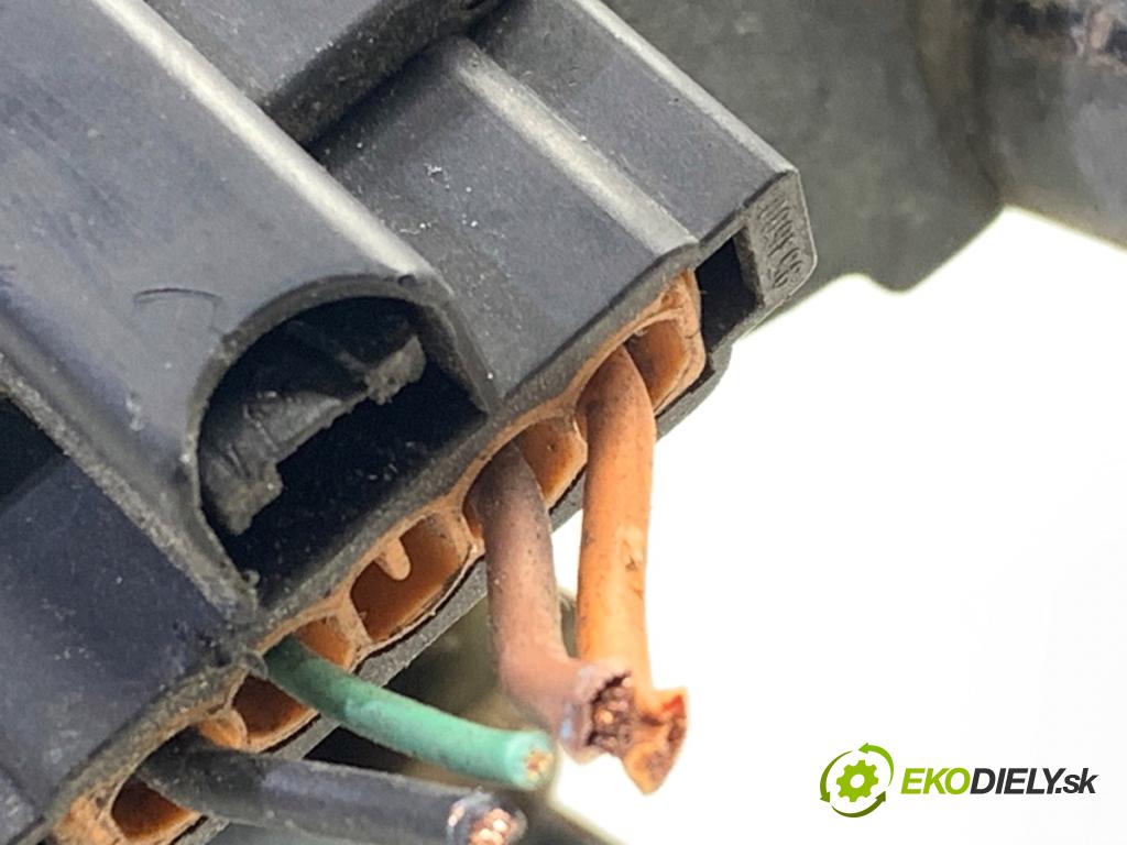 RENAULT CLIO III liftback 2006 55 kW 1.2 16V (BR02, BR0J, BR11, CR02, CR0J, CR11) 1149 Mechanizmus stieračov predný 8200268931 (Motorček stieračov predný)