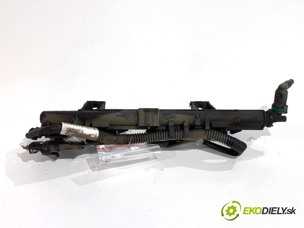 RENAULT CLIO III liftback 2006 55 kW 1.2 16V (BR02, BR0J, BR11, CR02, CR0J, CR11) 1149 Lišta vstrekovacia 8200286064 (Vstrekovacia lišta)