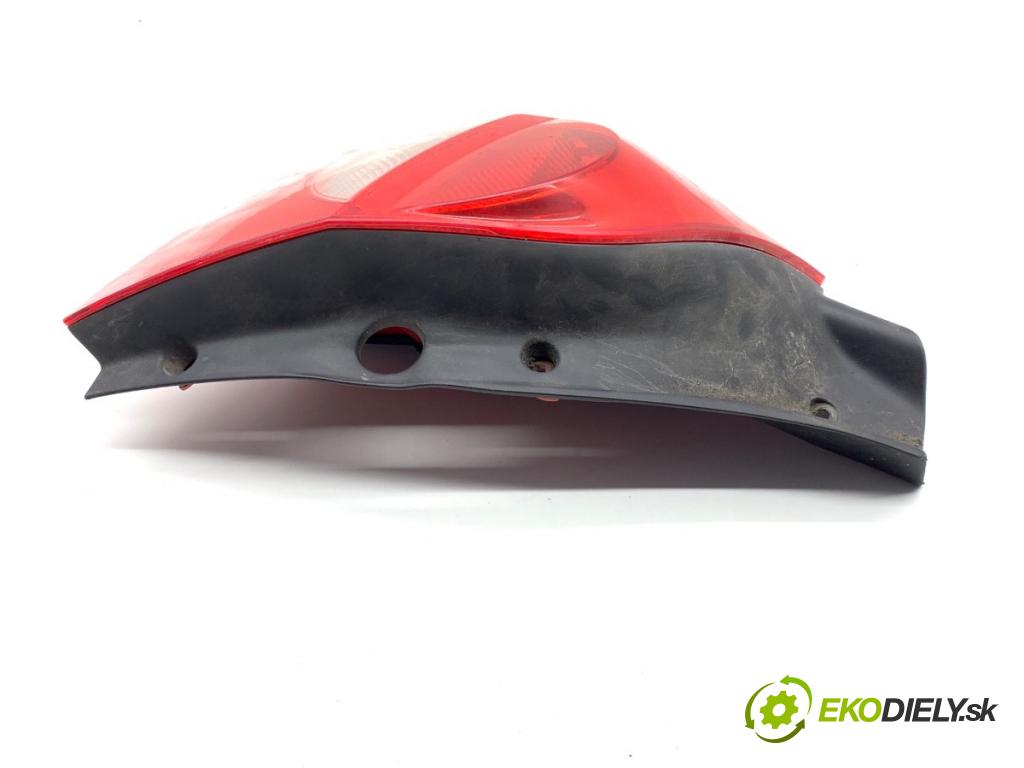 RENAULT CLIO III liftback 2006 55 kW 1.2 16V (BR02, BR0J, BR11, CR02, CR0J, CR11) 1149 Svetlo ľavy zad