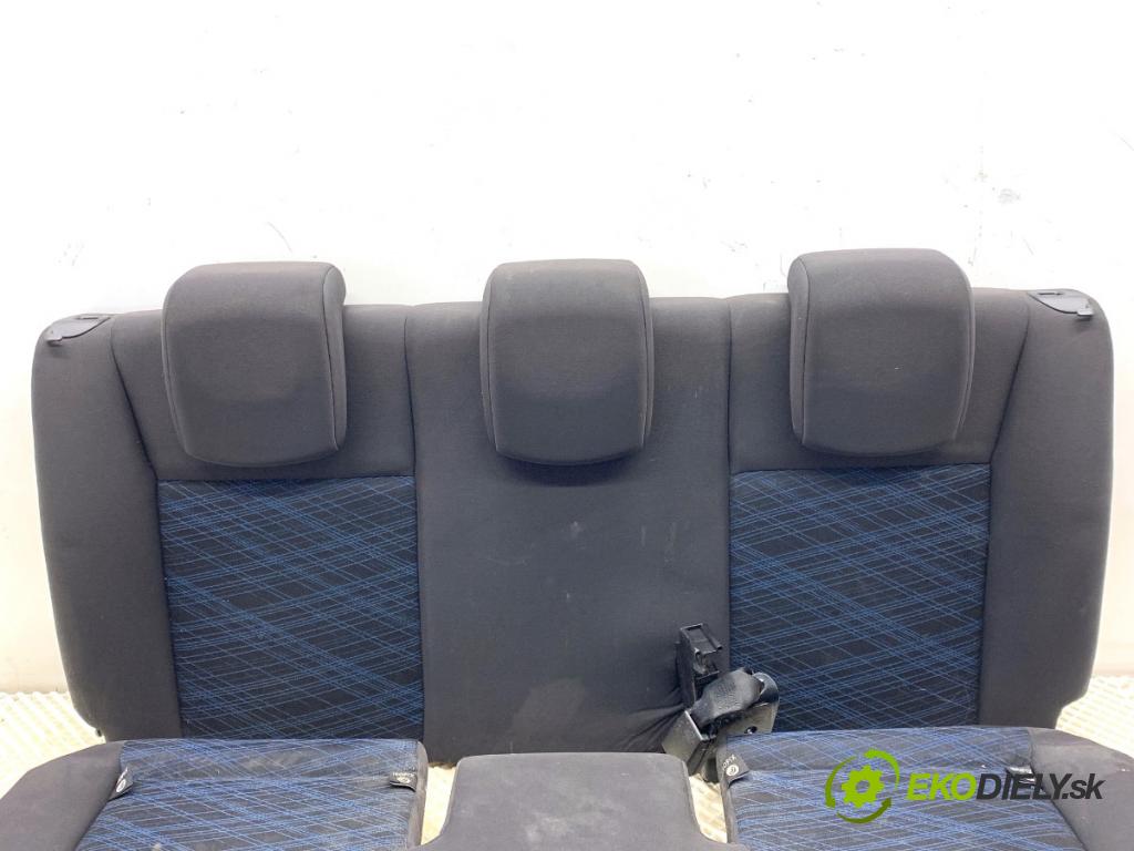 RENAULT CLIO III liftback 2006 55 kW 1.2 16V (BR02, BR0J, BR11, CR02, CR0J, CR11) 1149 Sedadlo druhý rad