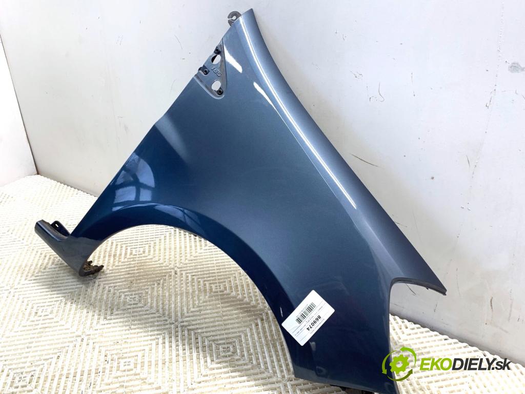 RENAULT CLIO III liftback 2006 55 kW 1.2 16V (BR02, BR0J, BR11, CR02, CR0J, CR11) 1149 Blatník pravy predný