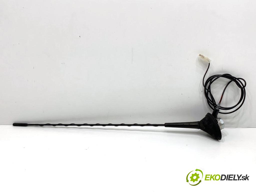 RENAULT CLIO III liftback 2006 55 kW 1.2 16V (BR02, BR0J, BR11, CR02, CR0J, CR11) 1149 ANTENA 8200282249