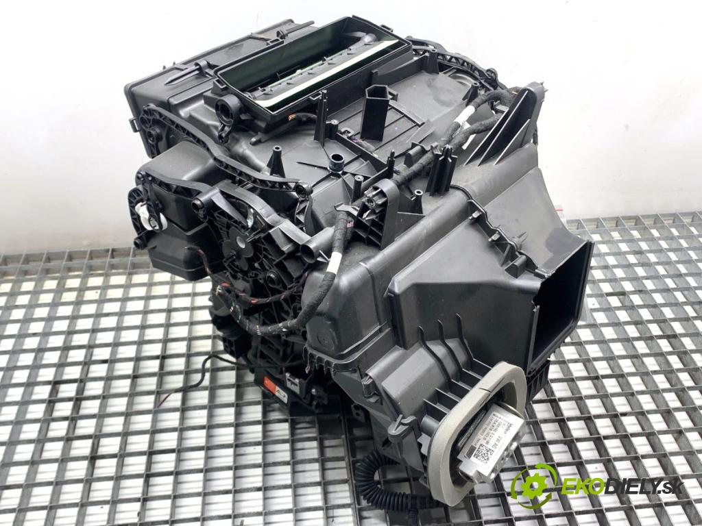 VW ID.3 liftback 2020 150 kW Pro  topné těleso radiátor topení 1EA820351AN (Radiátor topení)