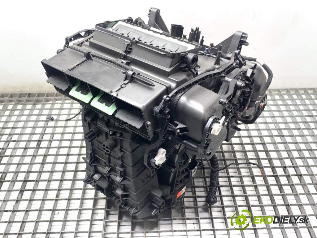 VW ID.3 liftback 2020 150 kW Pro  topné těleso radiátor topení 1EA820351AN (Radiátor topení)