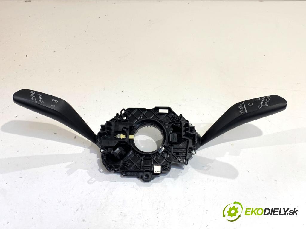 VW ID.3 liftback 2020 150 kW Pro  Prepínač kombinovaný  (Prepínacie páčky pod volantom)