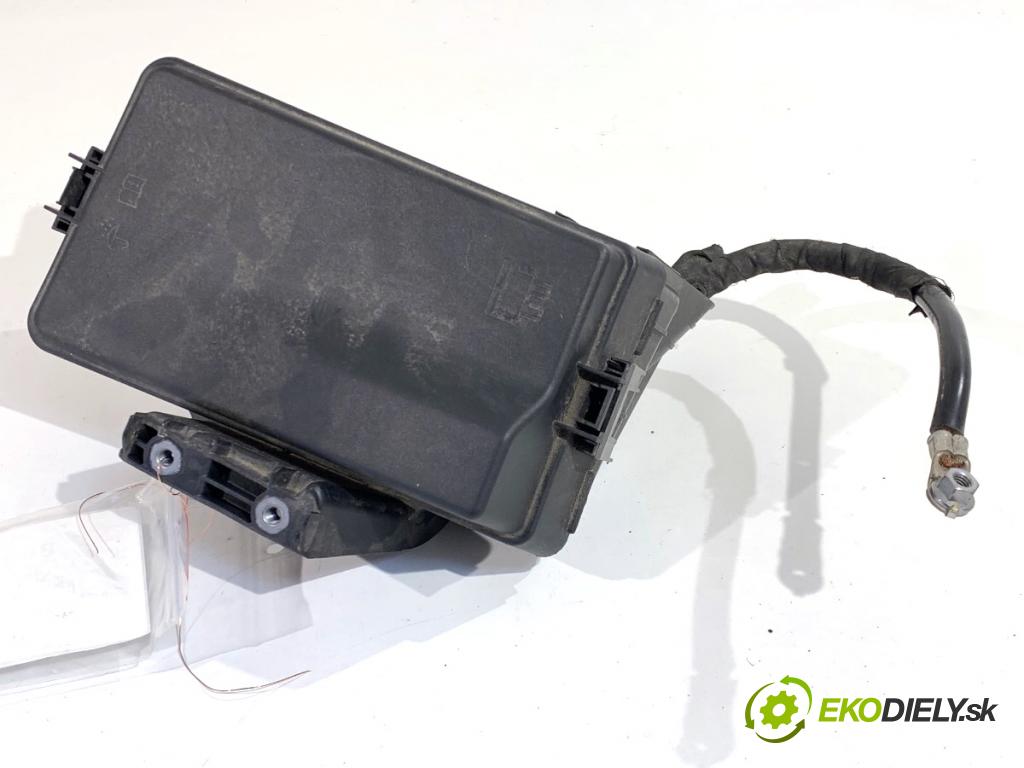 VW ID.3 liftback 2020 150 kW Pro  skříňka poistková 1EA907361A (Pojistková skříňka)