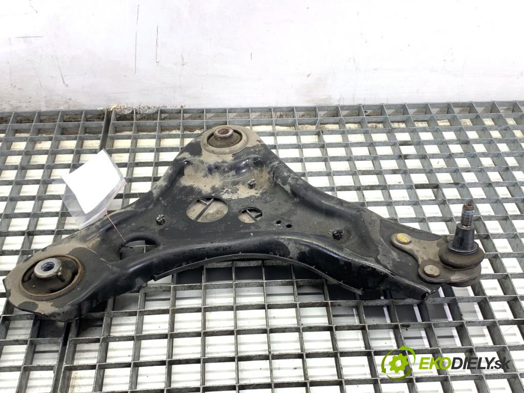 VW ID.3 liftback 2020 150 kW Pro  Rameno ľavy predný 