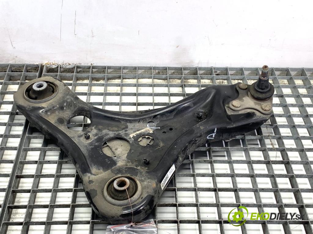 VW ID.3 liftback 2020 150 kW Pro  Rameno pravy predný 