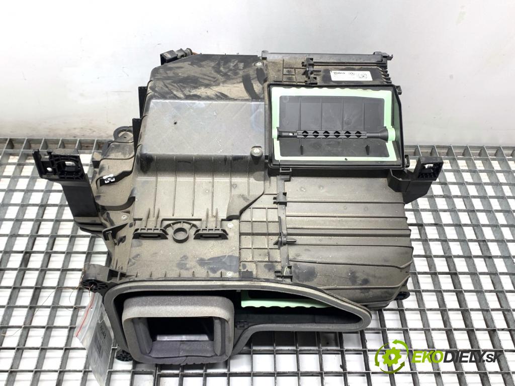 VW ID.3 liftback 2020 150 kW Pro  ventilátor kúrenia Výhrevné teleso, radiátor kúrenia 1EA820153F