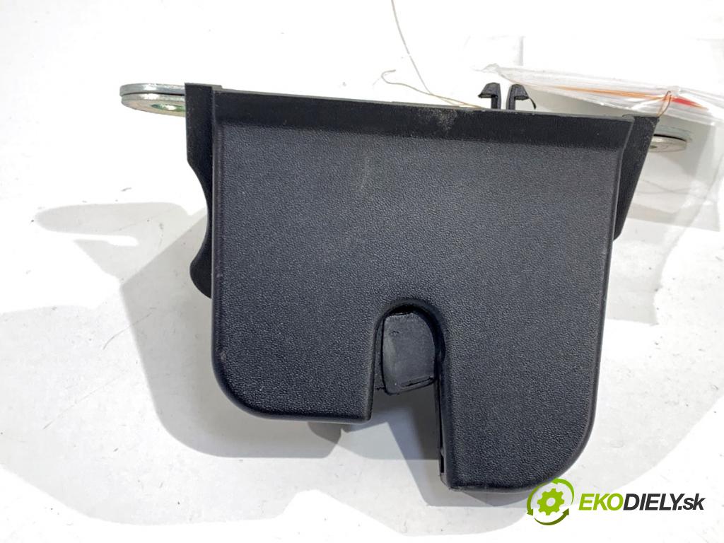 VW ID.3 liftback 2020 150 kW Pro  zámok dverí zad 