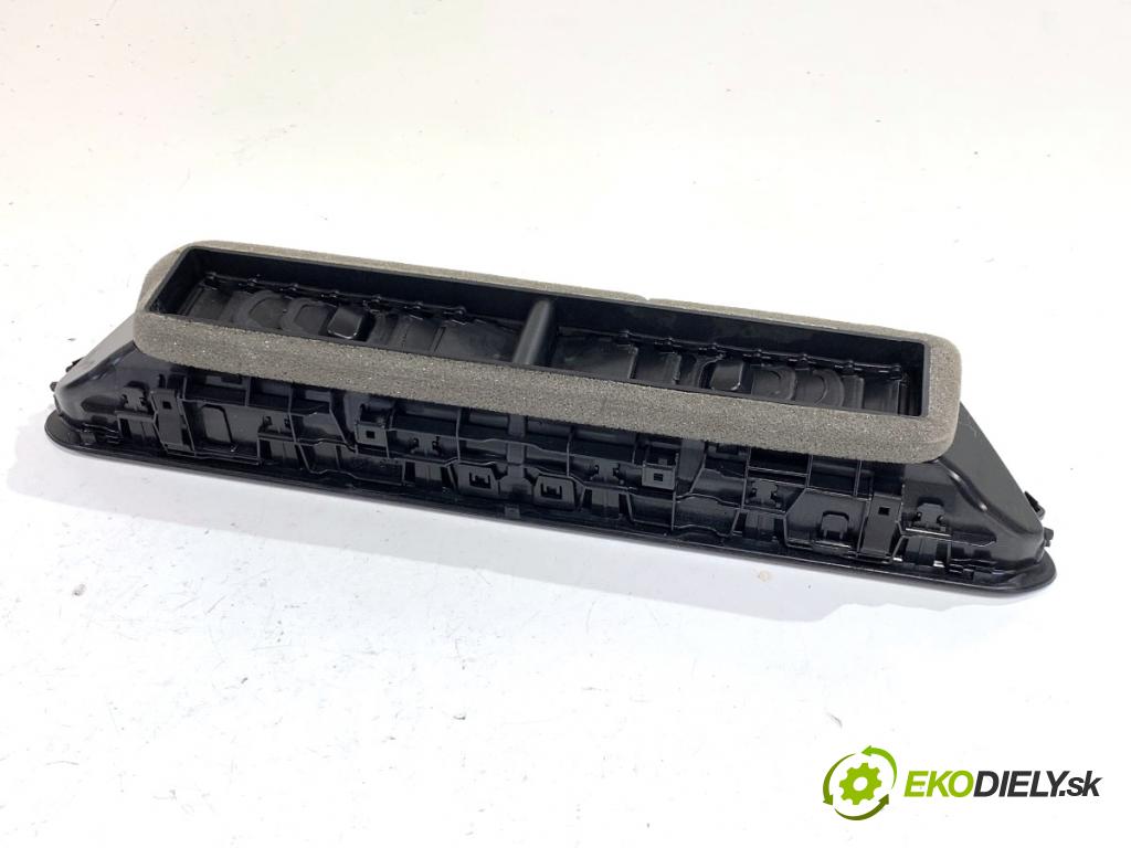 VW ID.3 liftback 2020 150 kW Pro  mří topení přední část střední 10A819728