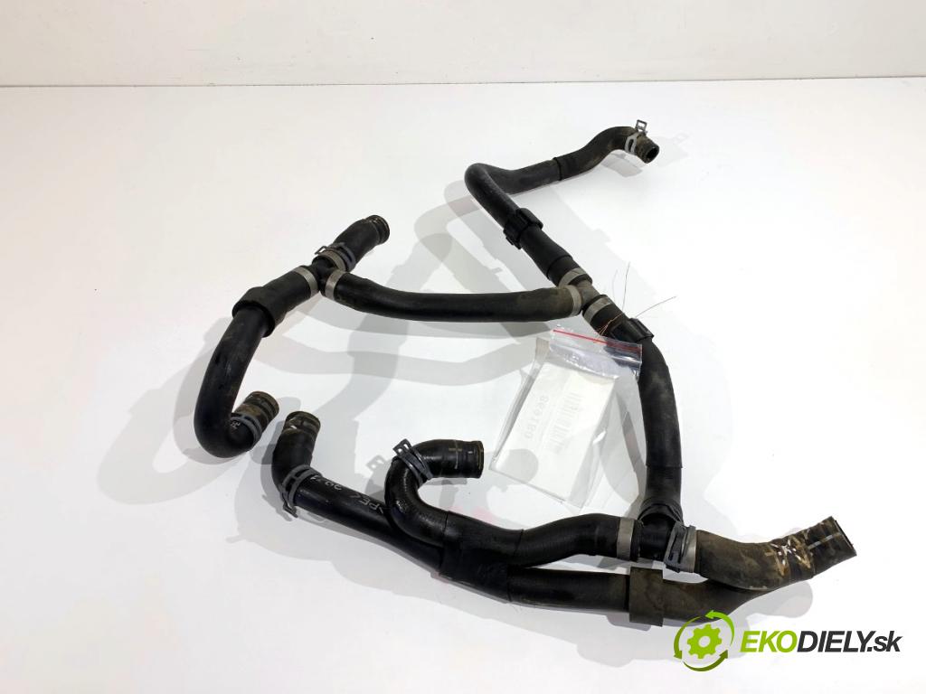 VW ID.3 liftback 2020 150 kW Pro  Rozdeľovač vody 1EA122049AK