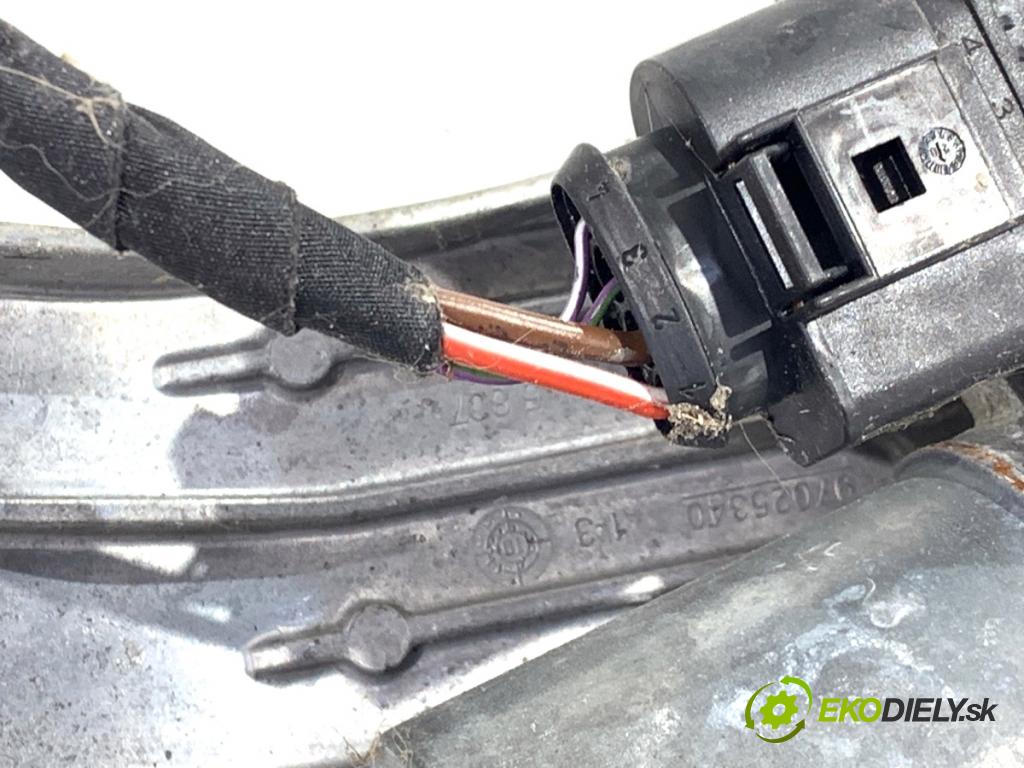 VW ID.3 liftback 2020 150 kW Pro  Mechanizmus stieračov ľavy predný 10A955119 10A955113