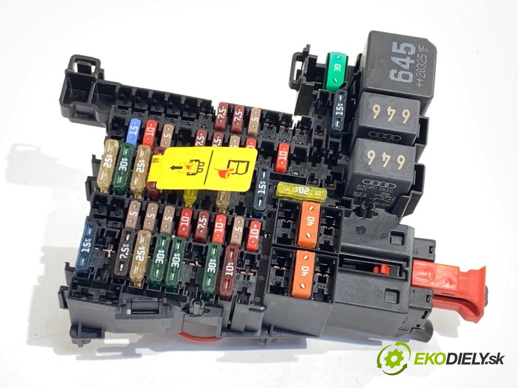 VW ID.3 liftback 2020 150 kW Pro  skříňka poistková 5WA937615 (Pojistková skříňka)