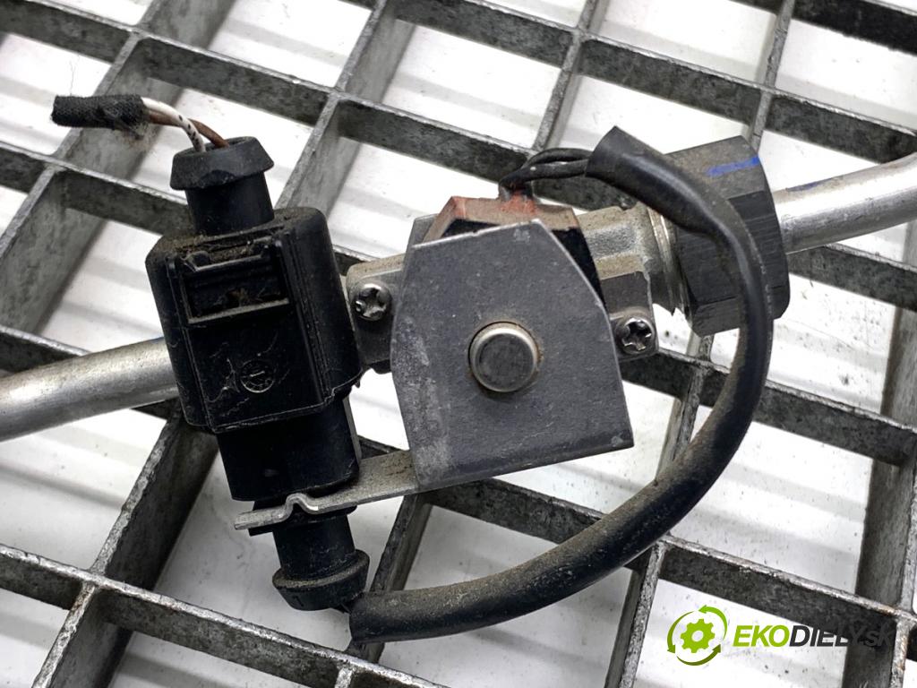 VW ID.3 liftback 2020 150 kW Pro  rúrka klimatizace  (Trubka klimatizace)