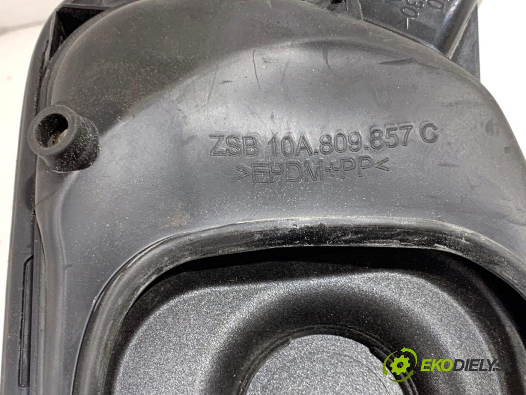 VW ID.3 liftback 2020 150 kW Pro  vložka zásuvka NABÍJENÍ: 10A809857C