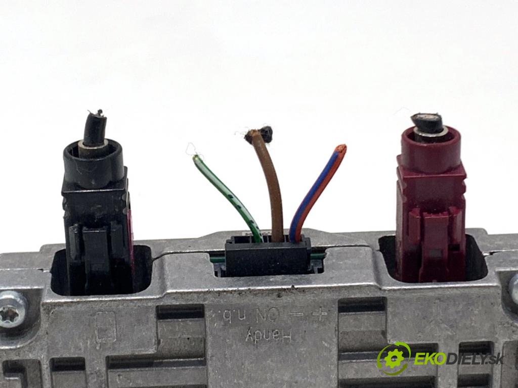 VW ID.3 liftback 2020 150 kW Pro  zesilovač Antenní: 4N0035456A (Zesilovač)