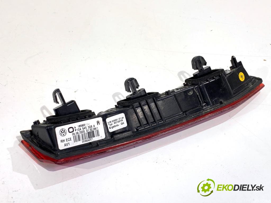 VW ID.3 liftback 2020 150 kW Pro  světlo zadní část pravá vnitřní 10A945308A (Klika dveří ostatní)