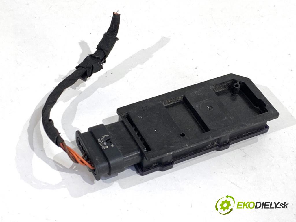 VW ID.3 liftback 2020 150 kW Pro  Zosilňovač antény KEYLESS 5WA962133D