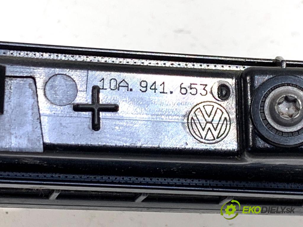 VW ID.3 liftback 2020 150 kW Pro  světlo DRL: levý přední část 10A941653