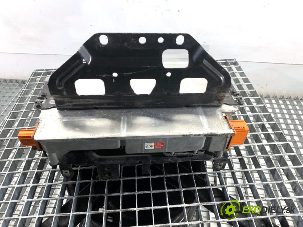 VW ID.3 liftback 2020 150 kW Pro  NABÍJEČKA: akumulátora BATERIE: modul NAPĚTÍ: 1EA915684BF