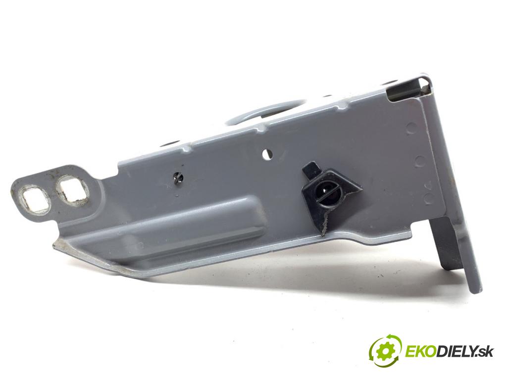 VW ID.3 liftback 2020 150 kW Pro  Uchytenie Držiak svetla ľavy 10A803713