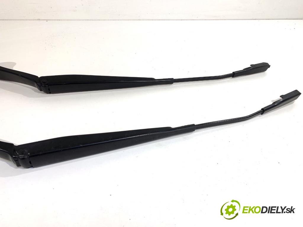 FORD MONDEO MK5 Kombi 2018 88 kW 1.5 TDCi 1499 Rameno stierače predný DS73-17B589-AD DS73-17C495-AD