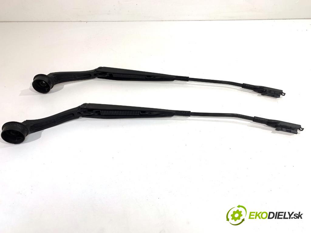 FORD MONDEO MK5 Kombi 2018 88 kW 1.5 TDCi 1499 Rameno stierače predný DS73-17B589-AD DS73-17C495-AD