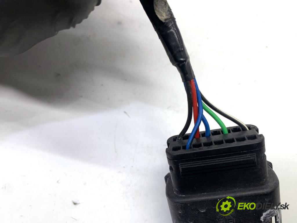 FORD MONDEO MK5 Kombi 2018 88 kW 1.5 TDCi 1499 Spätné zrkadlo pravy