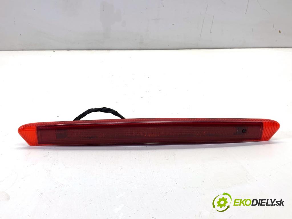 FORD MONDEO MK5 Kombi 2018 88 kW 1.5 TDCi 1499 Svetlo brzdových svetiel DS73-13A601-CG