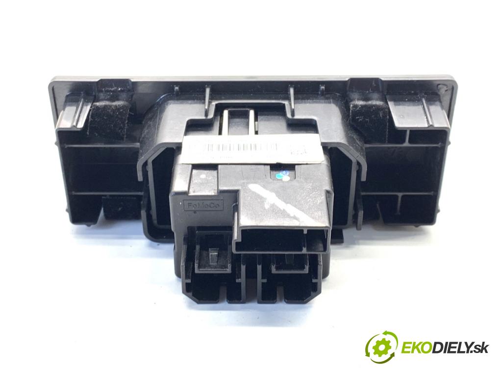 FORD MONDEO MK5 Kombi 2018 88 kW 1.5 TDCi 1499 HNÍZDO: USB HC3T-14F014-BC