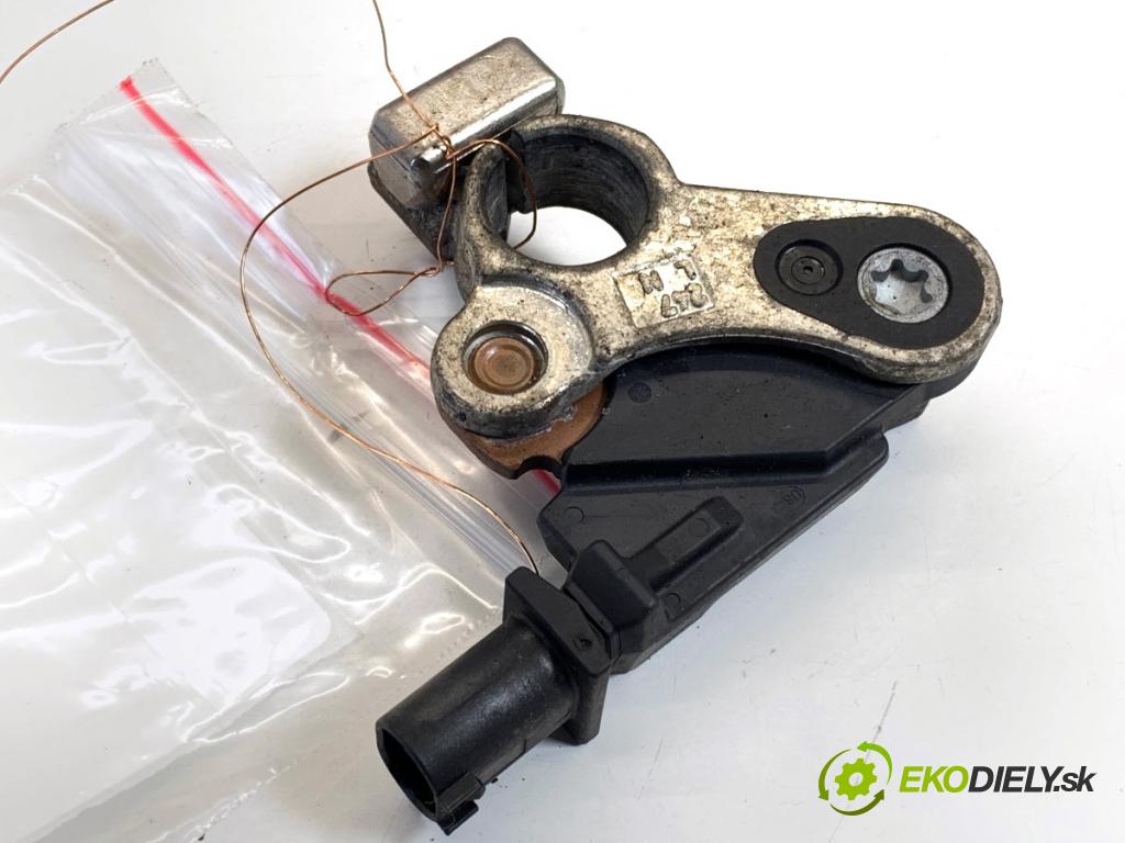 FORD MONDEO MK5 Kombi 2018 88 kW 1.5 TDCi 1499 svorka MINUS: DS7T-10C652-AC