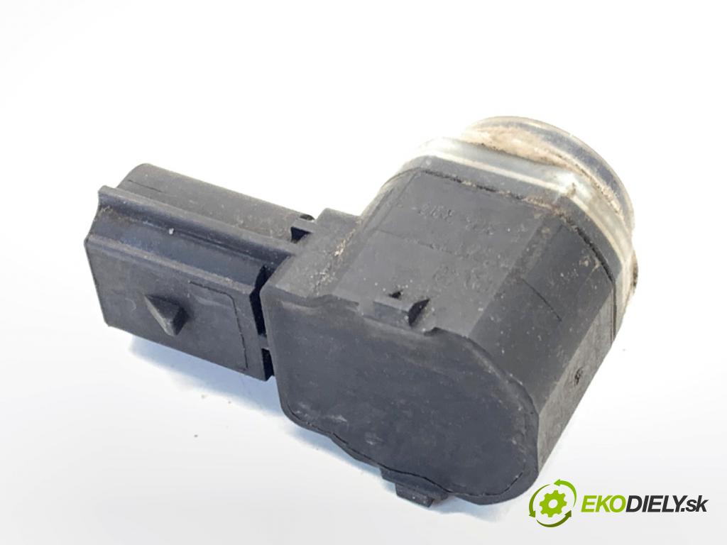 FORD MONDEO MK5 Kombi 2018 88 kW 1.5 TDCi 1499 snímač PDC F1CT-15K859-AAW