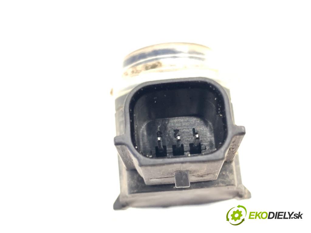 FORD MONDEO MK5 Kombi 2018 88 kW 1.5 TDCi 1499 Snímač PDC F1CT-15K859-AAW