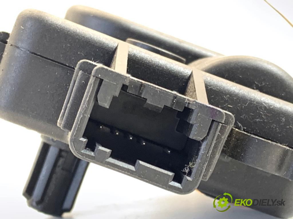 FORD MONDEO MK5 Kombi 2018 88 kW 1.5 TDCi 1499 motor topení GS7H-19E616-CA