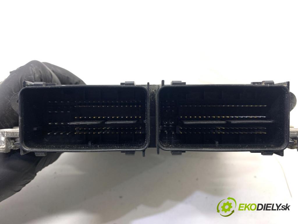 FORD MONDEO MK5 Kombi 2018 88 kW 1.5 TDCi 1499 řídící jednotka motora 0281034992 FS7A-12A650-EBC (Řídicí jednotka)