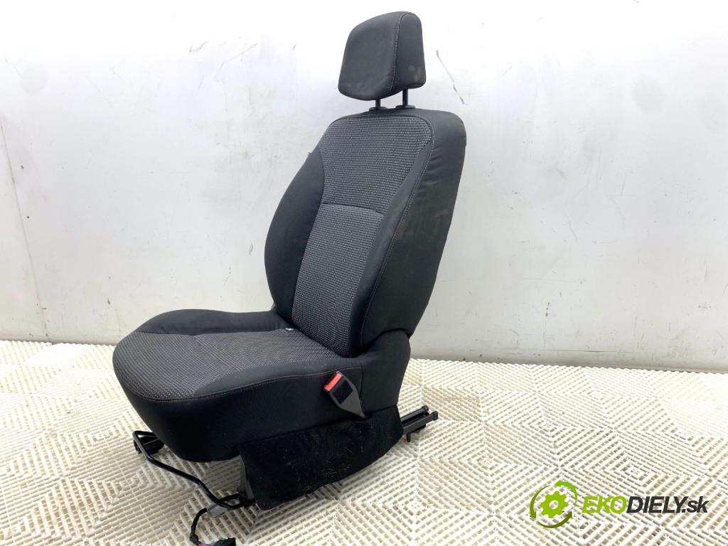 MERCEDES-BENZ CITAN Nadwozie pełne/minivan 2016 81 kW 111 CDI (415.603, 415.605) 1461 Sedadlo pravy predný