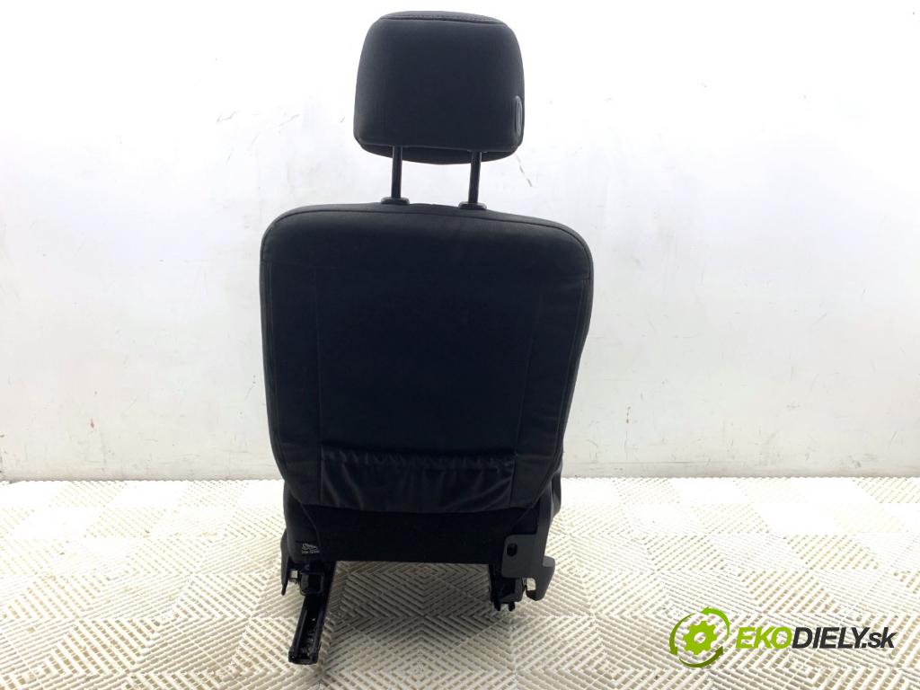 MERCEDES-BENZ CITAN Nadwozie pełne/minivan 2016 81 kW 111 CDI (415.603, 415.605) 1461 Sedadlo pravy predný