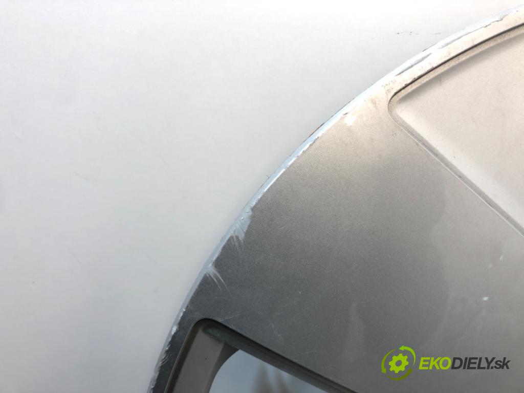 VW ID.3 liftback 2020 150 kW Pro  puklica 2 SZT. 17 10E601147